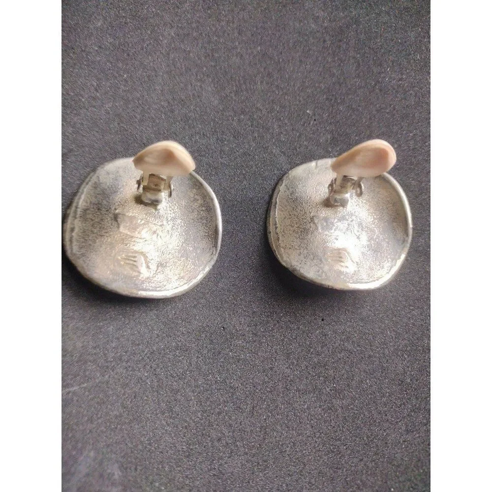 Vintage Silver Toned Curved Etched Naturescape Clip On-Earrings